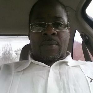 Meet your Posher, Dennis